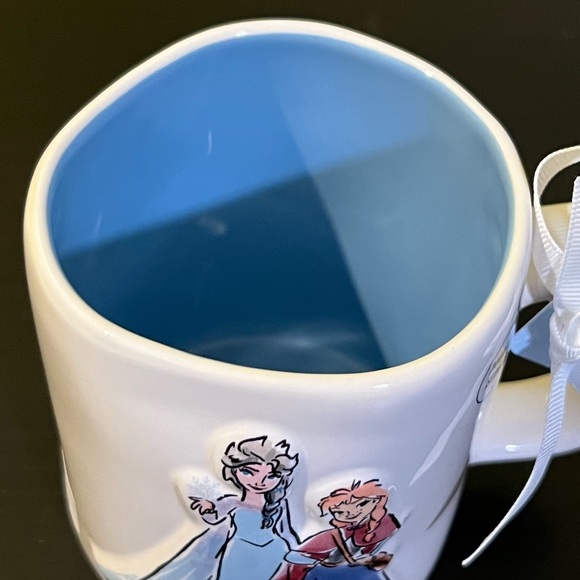 RAE DUNN Frozen’s Find Your Strength Ceramic Mug. - Picture 5 of 6